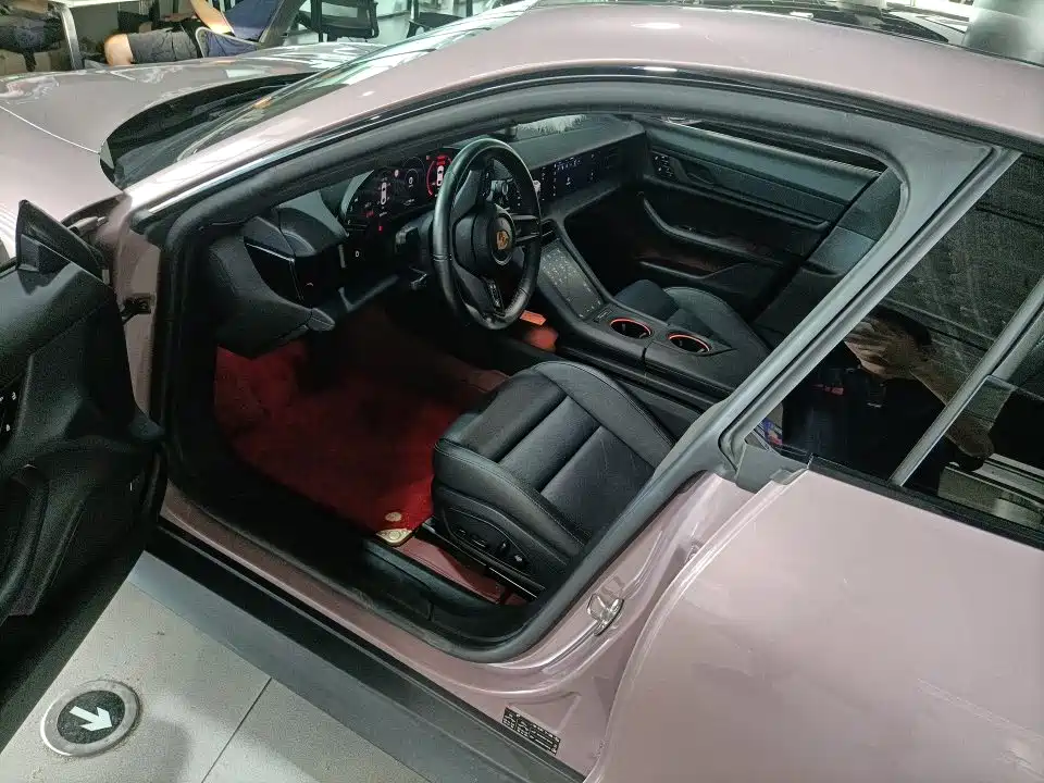 Porsche Taycan 2020 Taycan