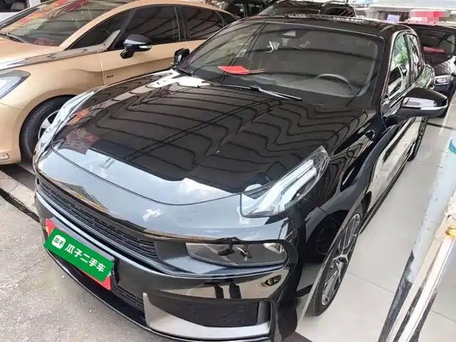 2022 Lynk & Co 03