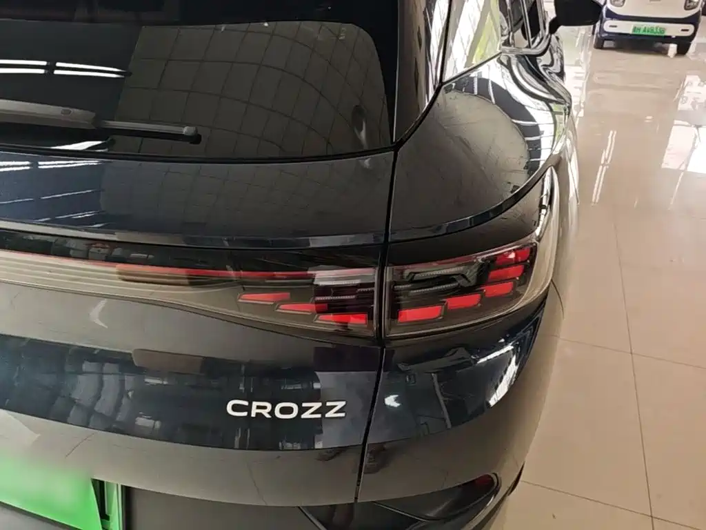 Volkswagen ID.4 Crozz — миниатюра 8