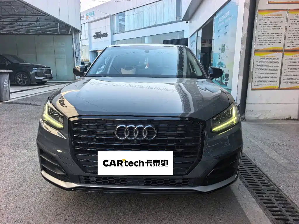 Audi Q2L — миниатюра 2