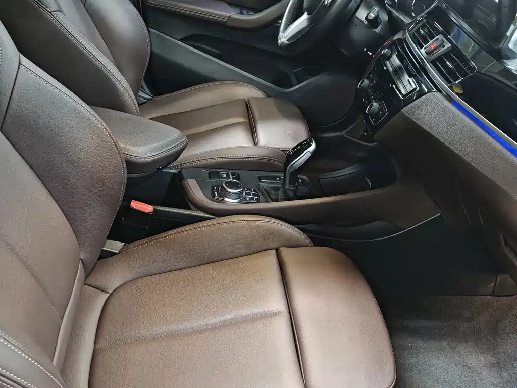 BMW X1 — миниатюра 11
