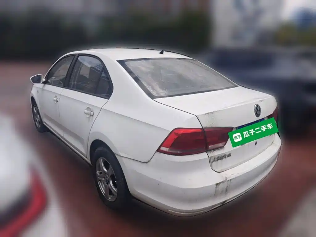 Volkswagen Santana — миниатюра 4