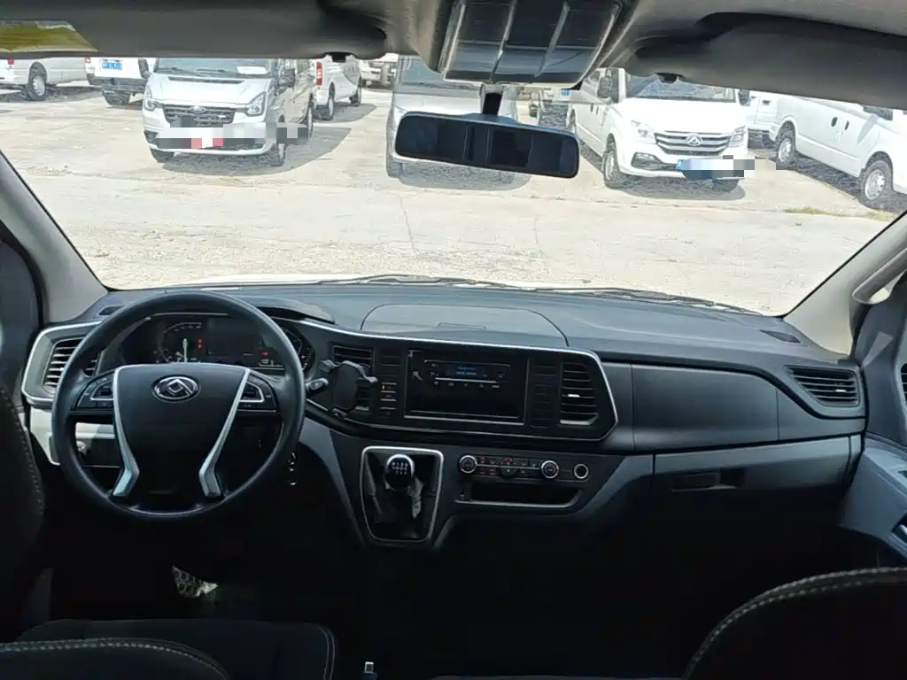 Maxus V80 — миниатюра 10