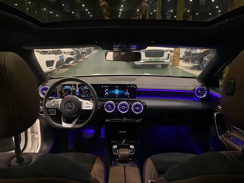 Mercedes-Benz A-Class — миниатюра 9