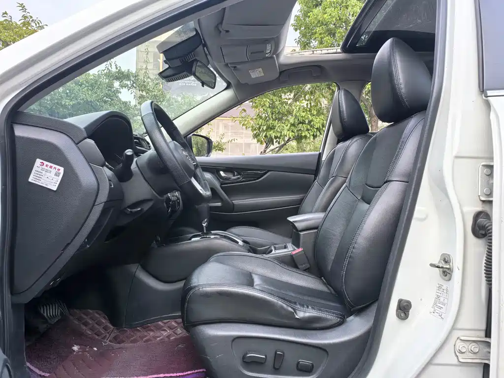 Nissan X-Trail — миниатюра 8