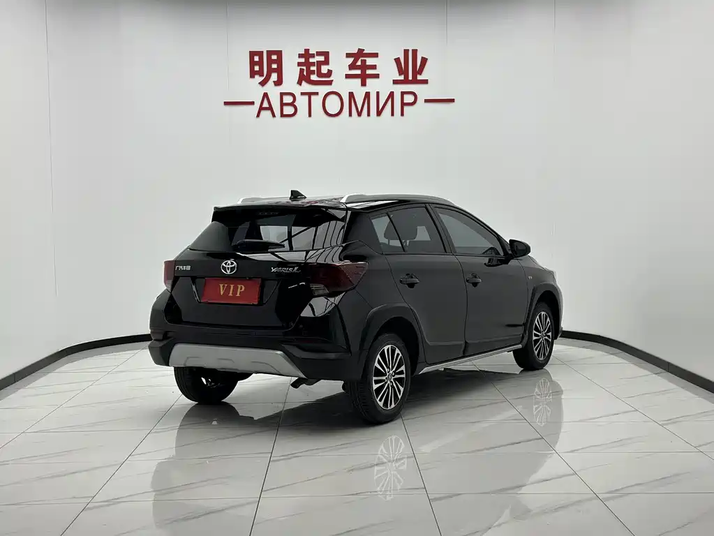 Toyota Yaris L — миниатюра 7