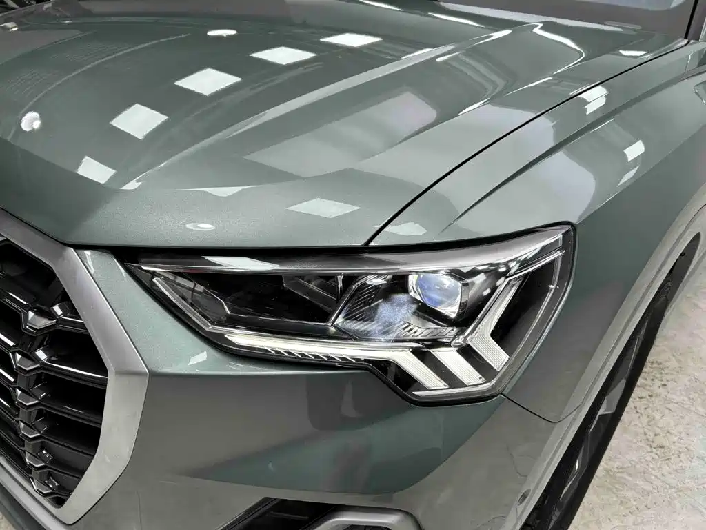 Audi Q3 — миниатюра 24