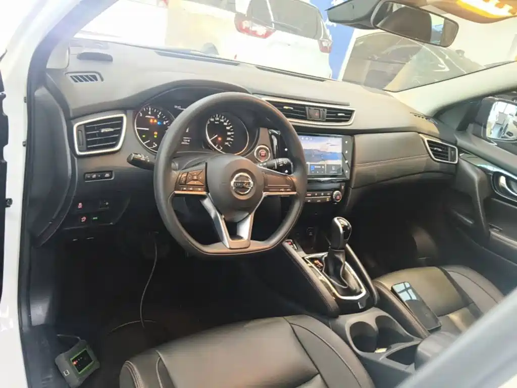 Nissan Qashqai — миниатюра 10