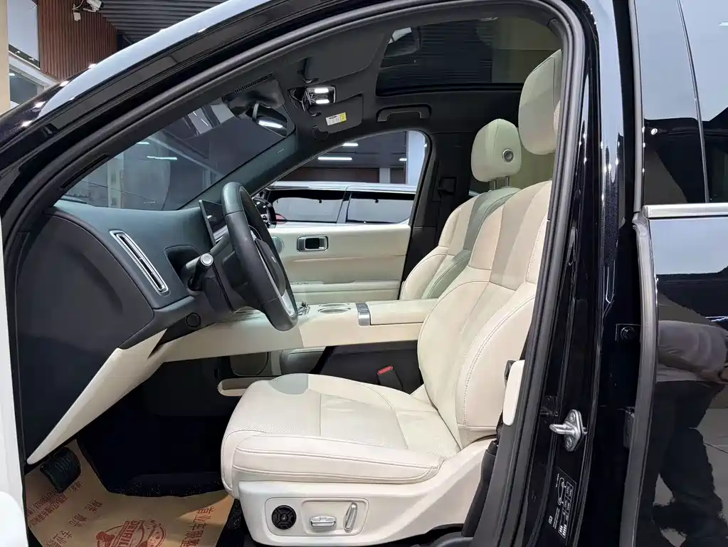 Li Auto Li L6 — миниатюра 10