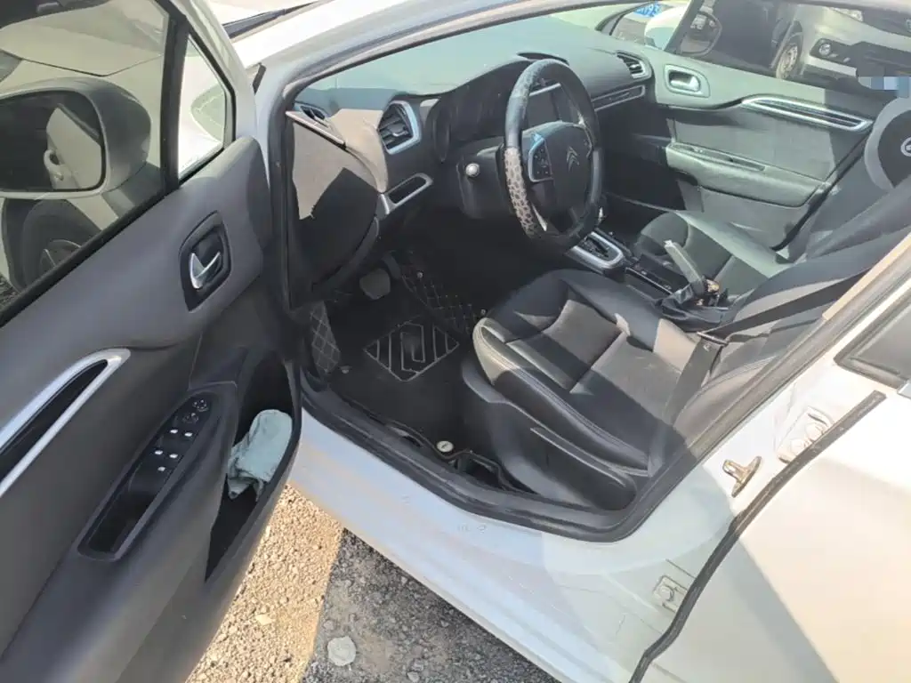 Citroen C4L — миниатюра 16