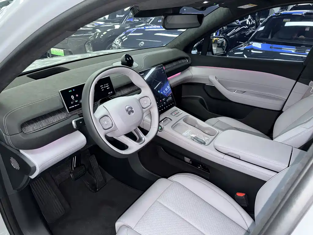 NIO EC6 — миниатюра 17