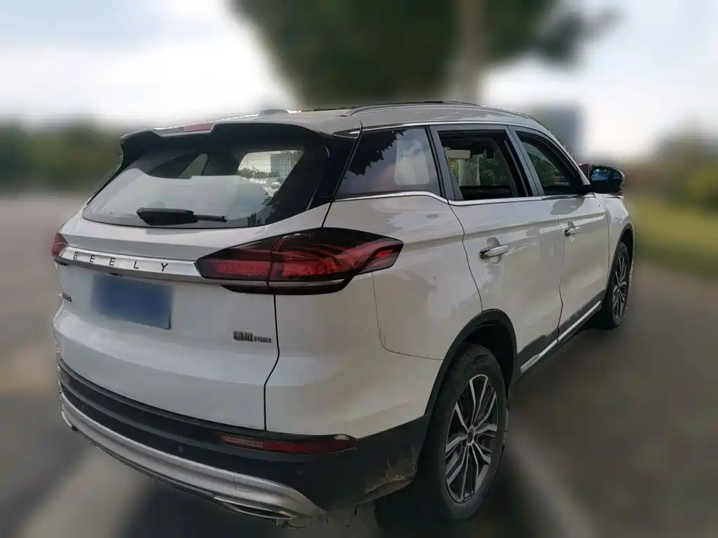 Geely Boyue — миниатюра 6