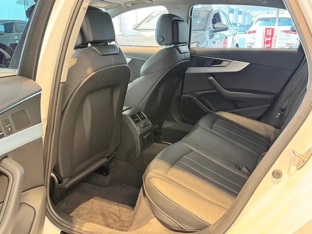 Audi A4L — миниатюра 8