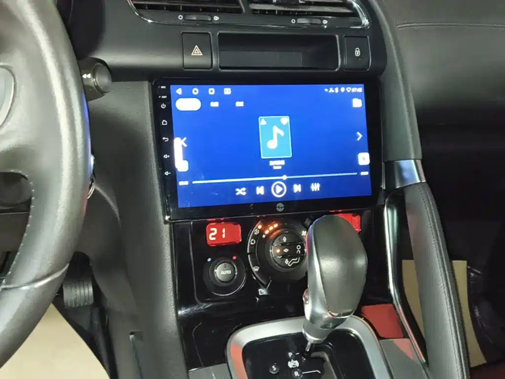 Peugeot 3008 — миниатюра 13