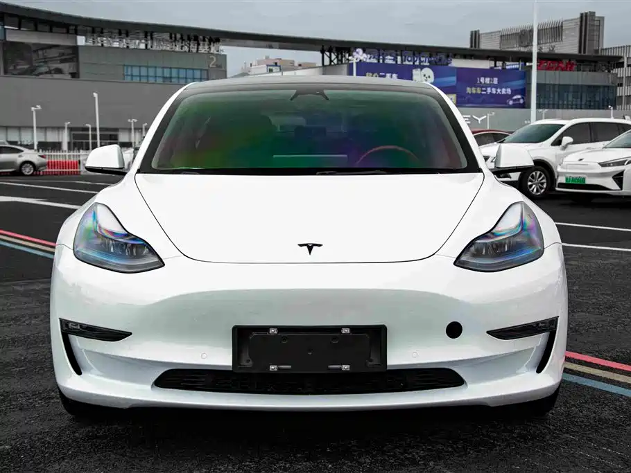 Tesla Model 3 2022 Performance