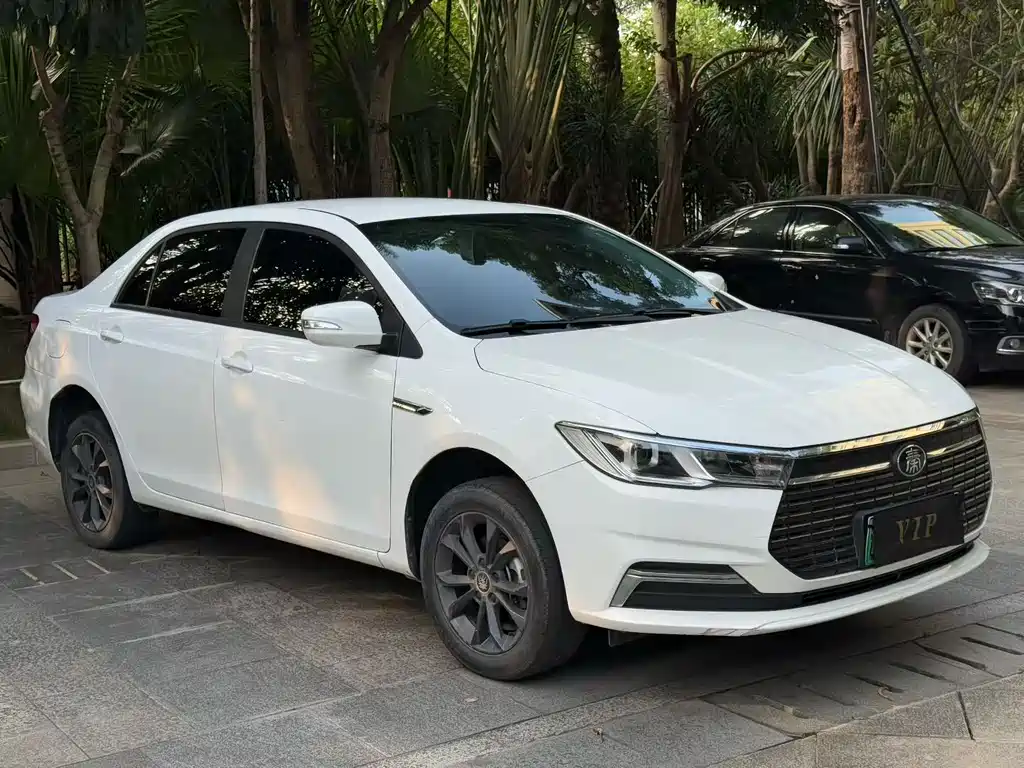 BYD Qin NEV — миниатюра 3