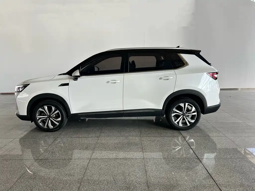 Wuling Xingchen — миниатюра 2