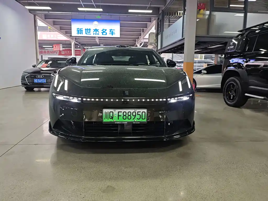 Lynk & Co 10 — миниатюра 2