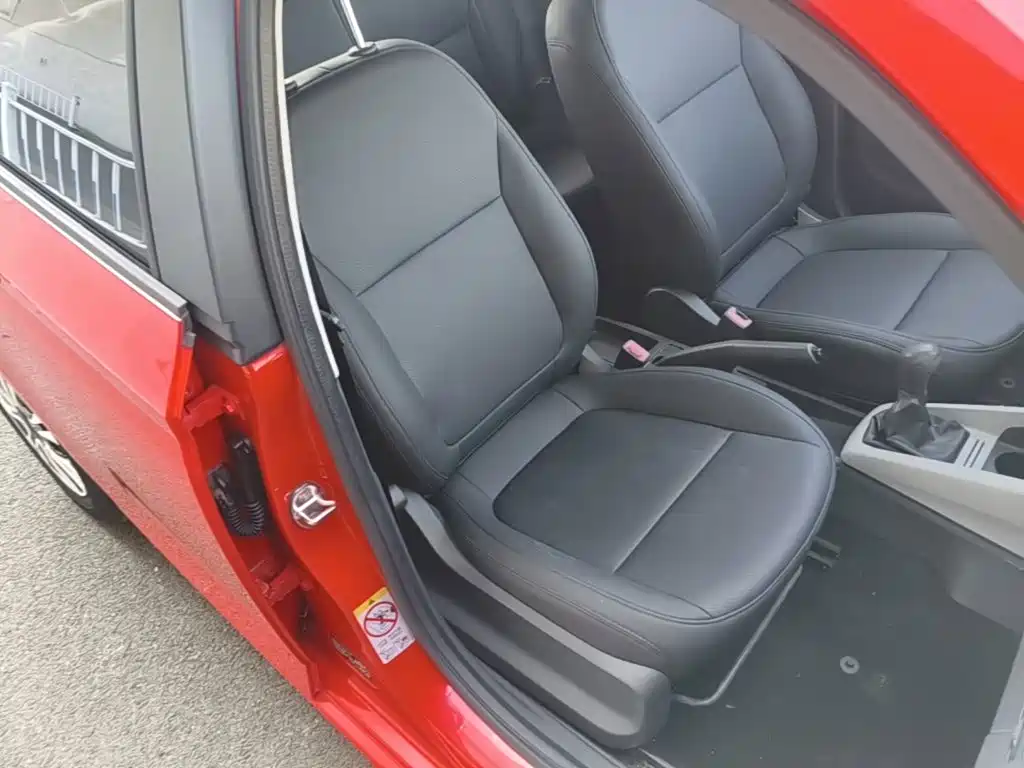Skoda Fabia — миниатюра 25