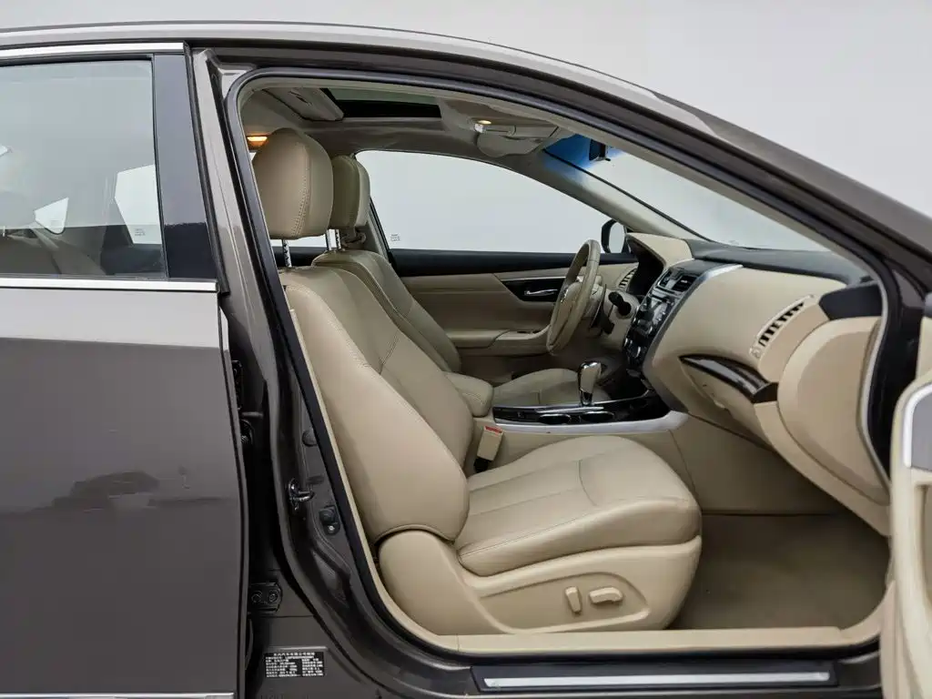 Nissan Teana — миниатюра 23