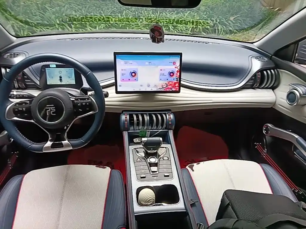 BYD Yuan Plus — миниатюра 10