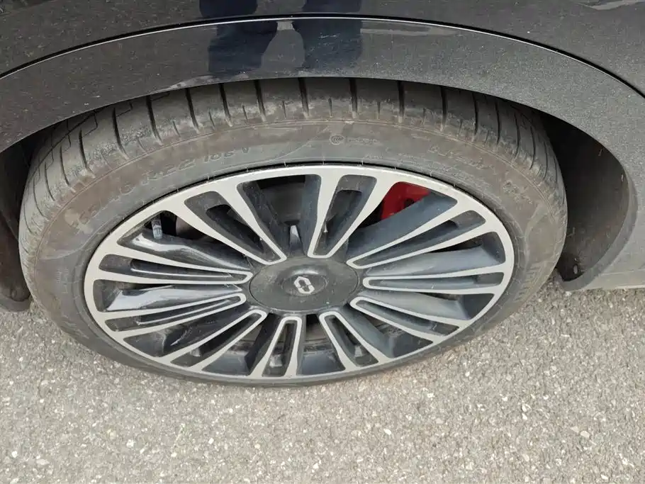 AITO ASK THE WORLD M9