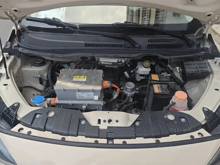Dongfeng EV Радость 01 — миниатюра 10