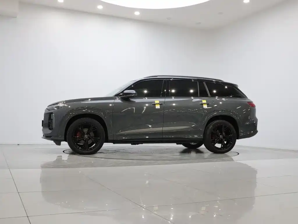Audi Q6 — миниатюра 8