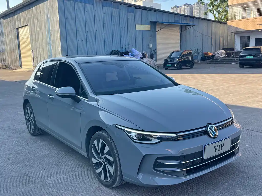Volkswagen Golf — миниатюра 3