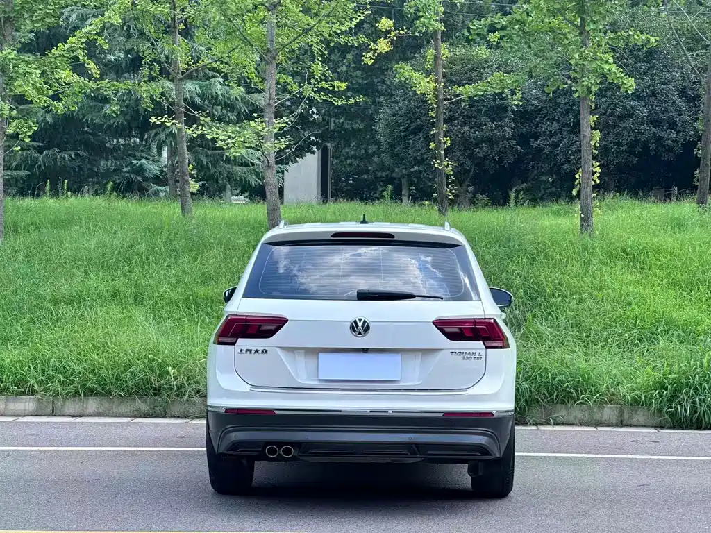 Volkswagen Tiguan L — миниатюра 7