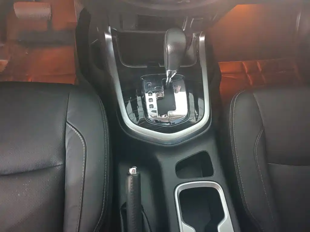 Nissan Terra — миниатюра 14