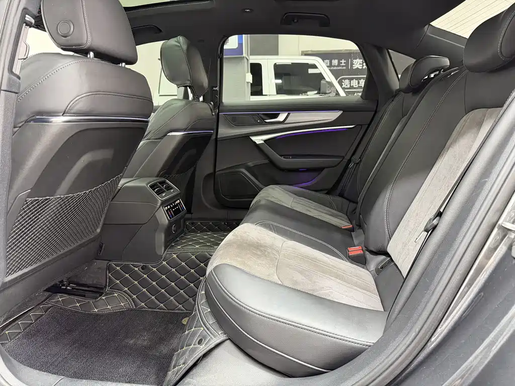 Audi A6L — миниатюра 6