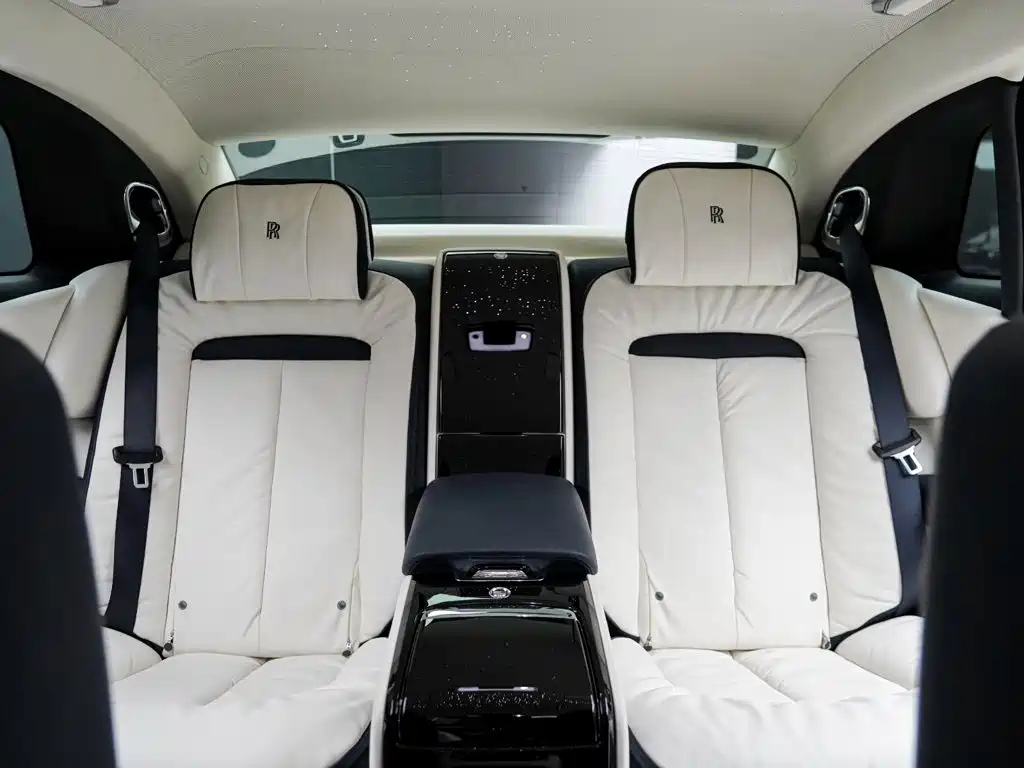 Rolls-Royce Ghost — миниатюра 15