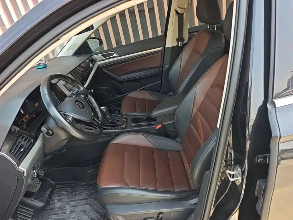 Volkswagen Lavida — миниатюра 15