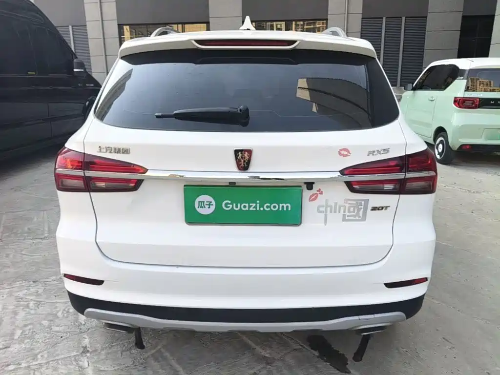 Roewe RX5 — миниатюра 6