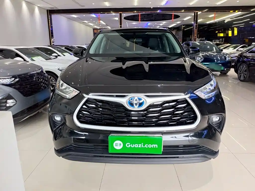 Toyota Highlander — миниатюра 3