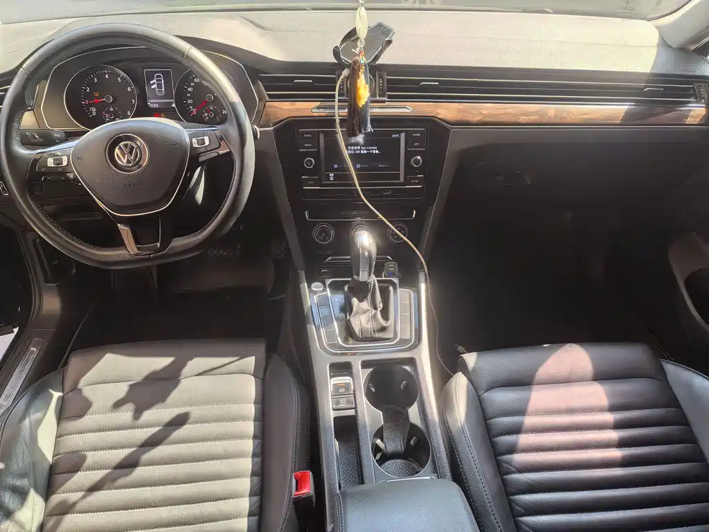 Volkswagen Magotan — миниатюра 6