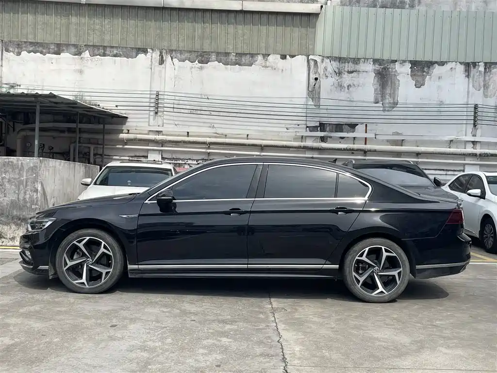 Volkswagen Magotan — миниатюра 3