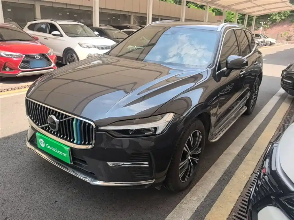 Volvo XC60 2022