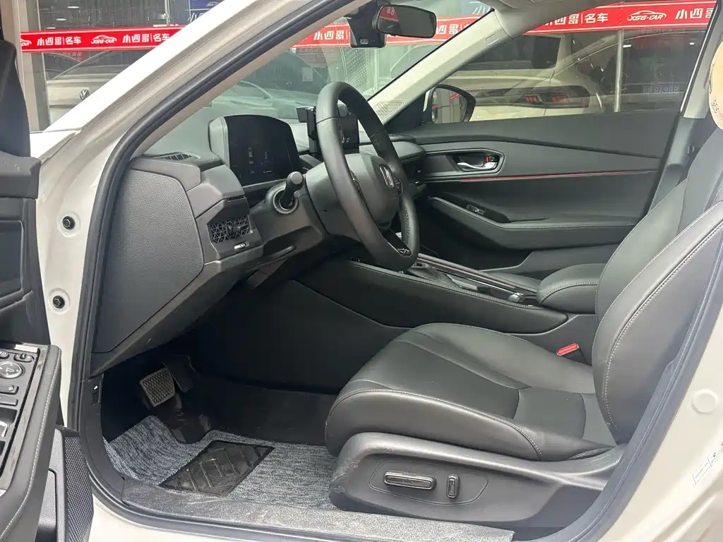 Honda Accord — миниатюра 6