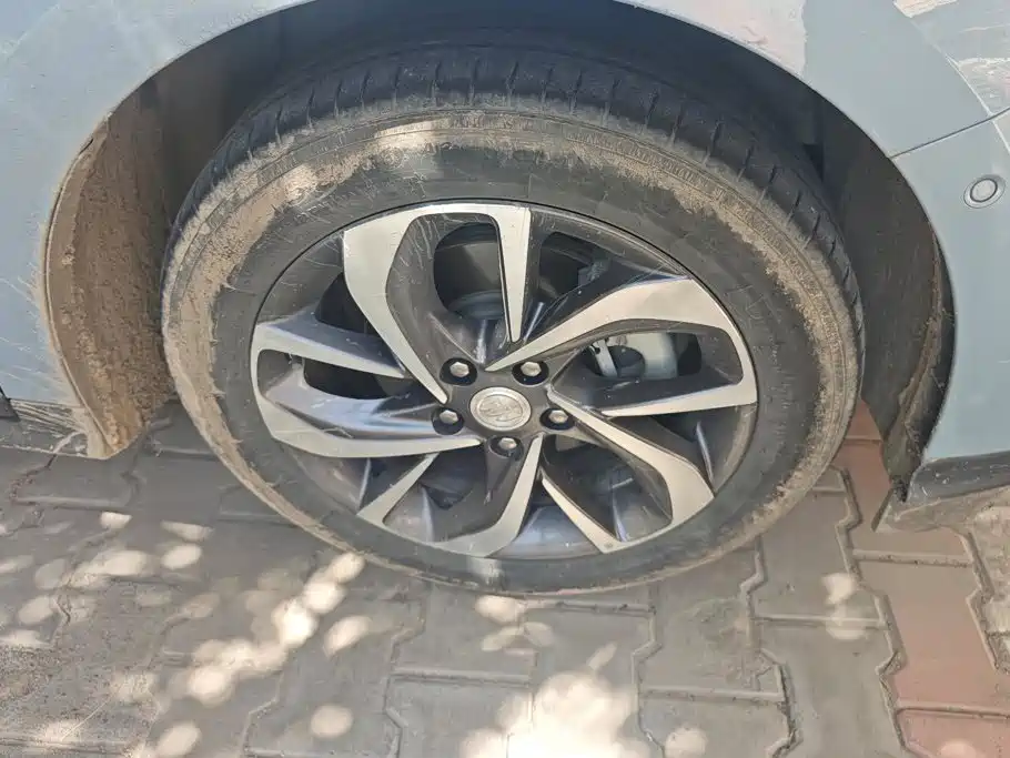 Buick Velite 6 — миниатюра 6