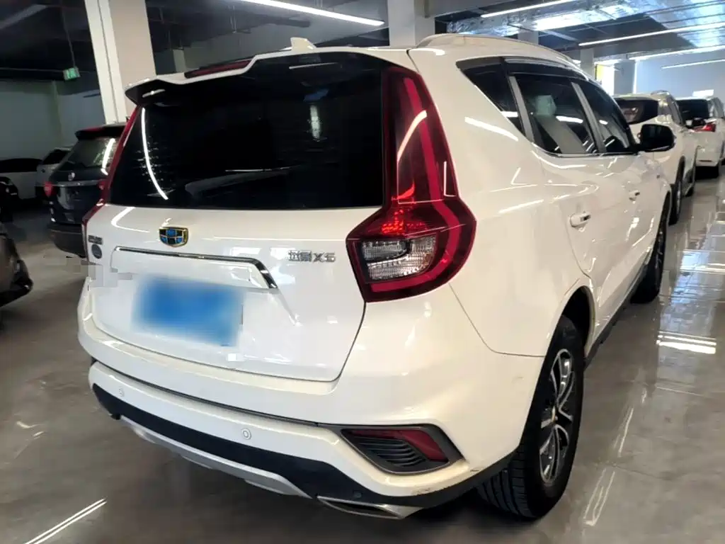 Geely Vision X6 — миниатюра 7