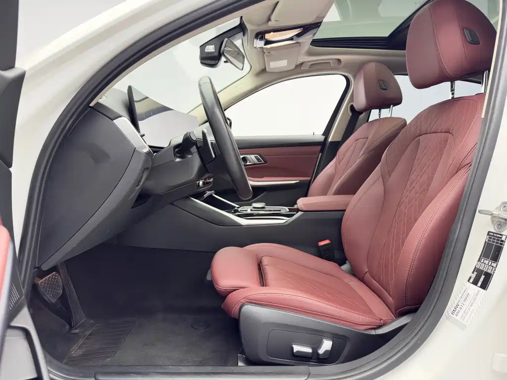 BMW 3 Series — миниатюра 14