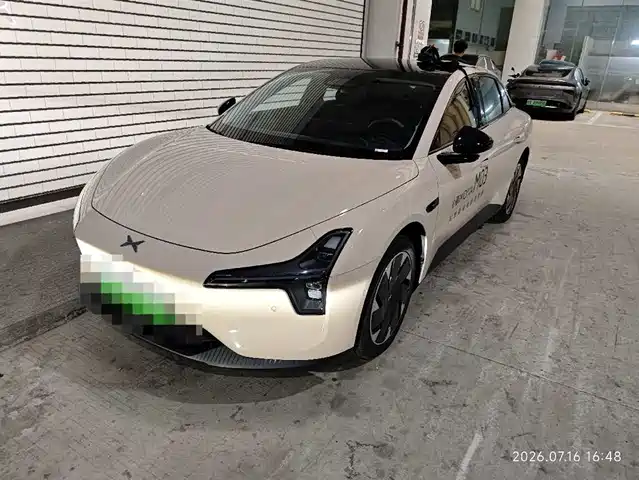 2025 Xpeng Mona M03