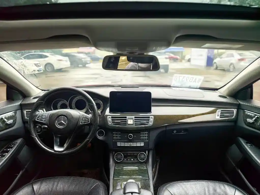 Mercedes-Benz CLS — миниатюра 7