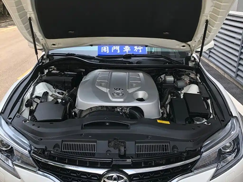 Toyota Reiz — миниатюра 4