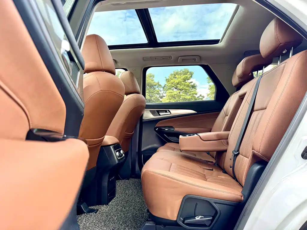 Changan CS95 — миниатюра 8
