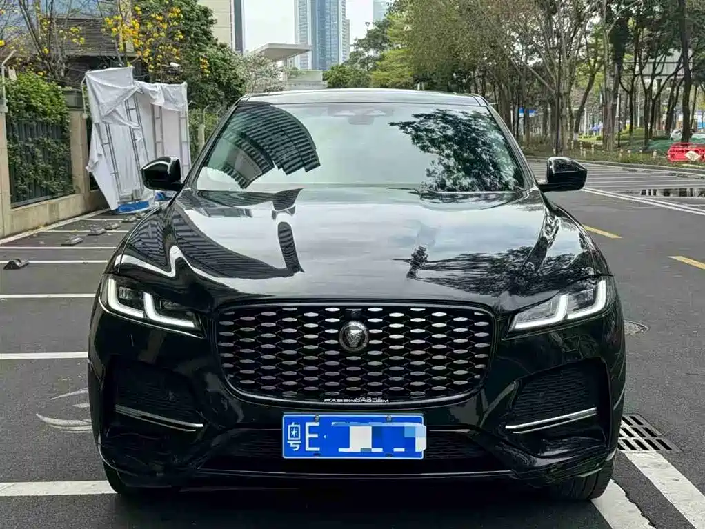 JAGUAR F PACE