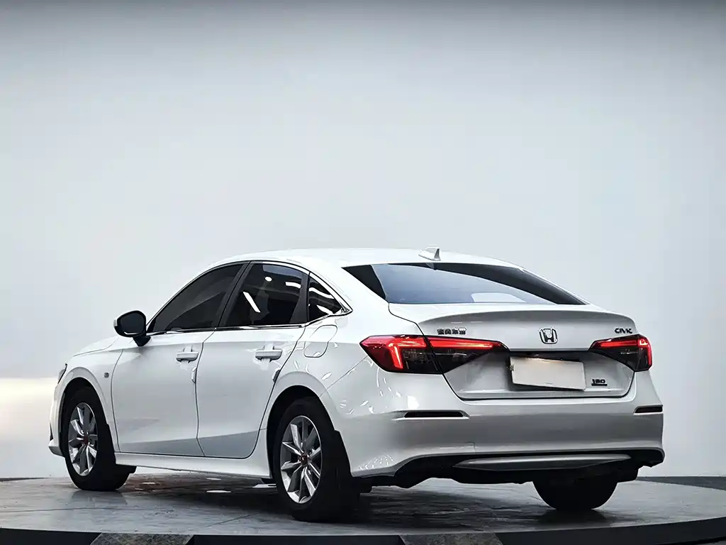 Honda Civic 2022 180TURBO CVT
