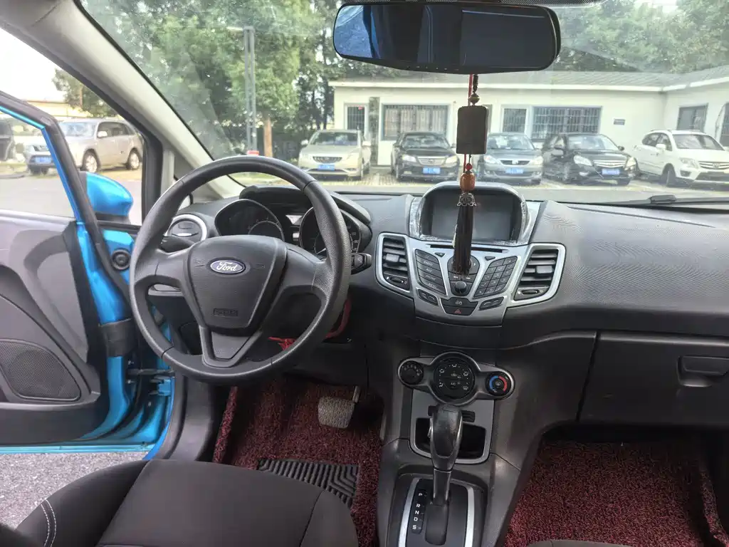 Ford Fiesta — миниатюра 11